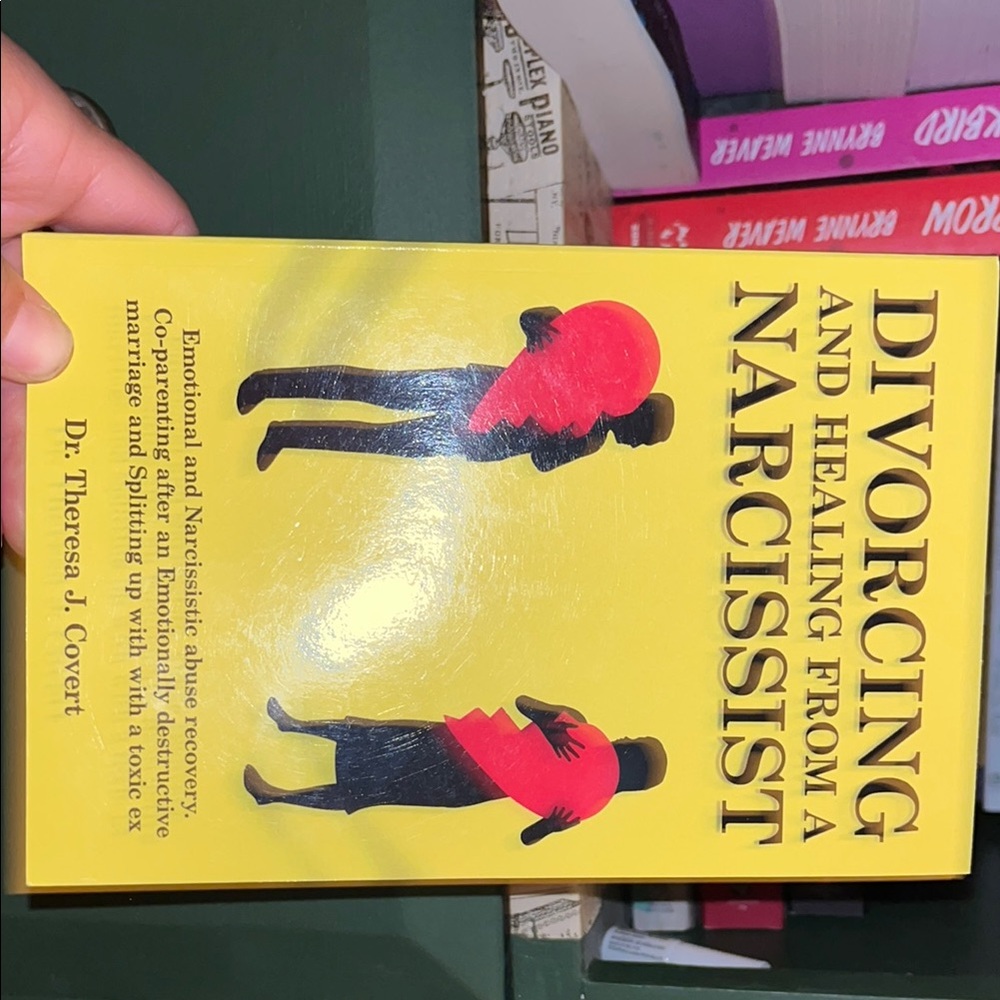 Divorcing and Healing from a Narcissist Book